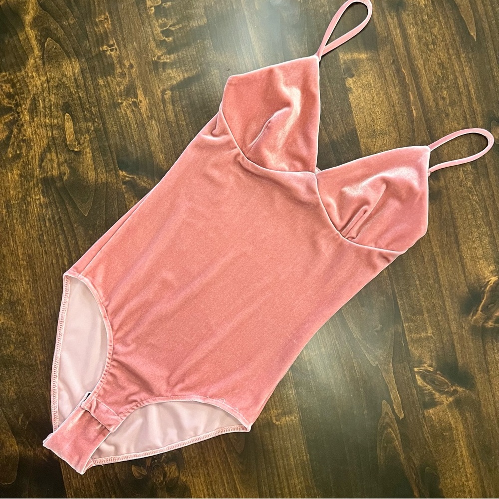 Misa Los Angeles | Velvet Bodysuit | XS | Aritzia